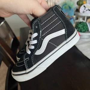 Toddler Boys 7.5 Vans High Tops.
